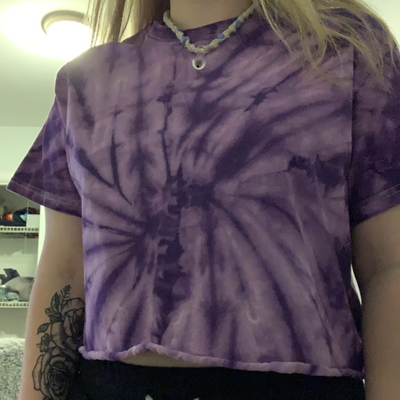 Purple tie die crop tee - Picture 3 of 3